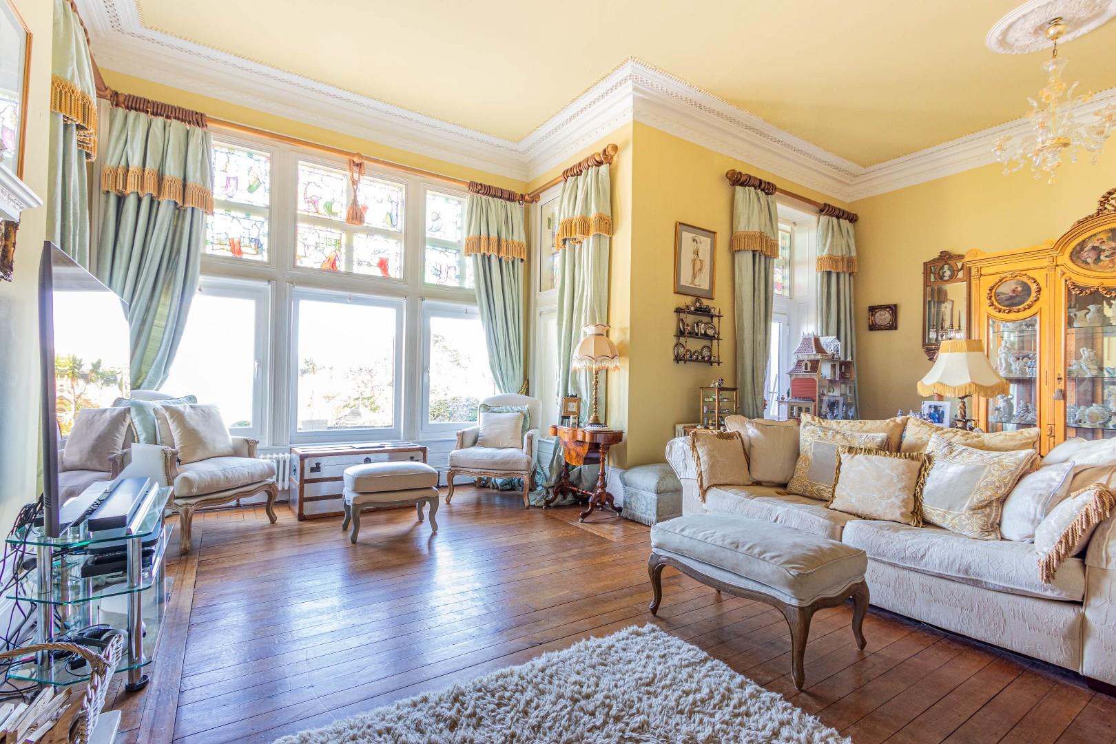 BRIDGEMAN ROAD, PENARTH Jeffrey Ross Estate Agents